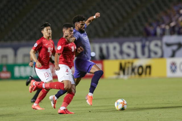 意甲-赖因德斯制胜福法纳助攻 AC米兰1-0维罗纳